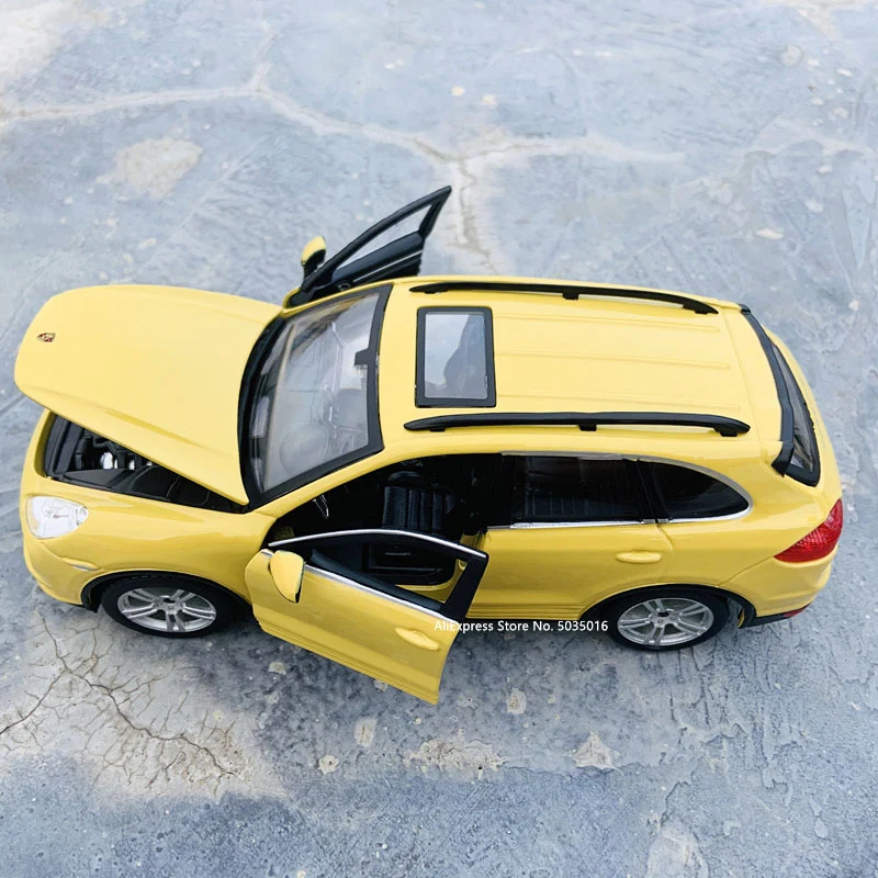 Bburago 1:24 Porsche Cayenne Turbo моделирование брелок для автомобильных ключей модель ремесел