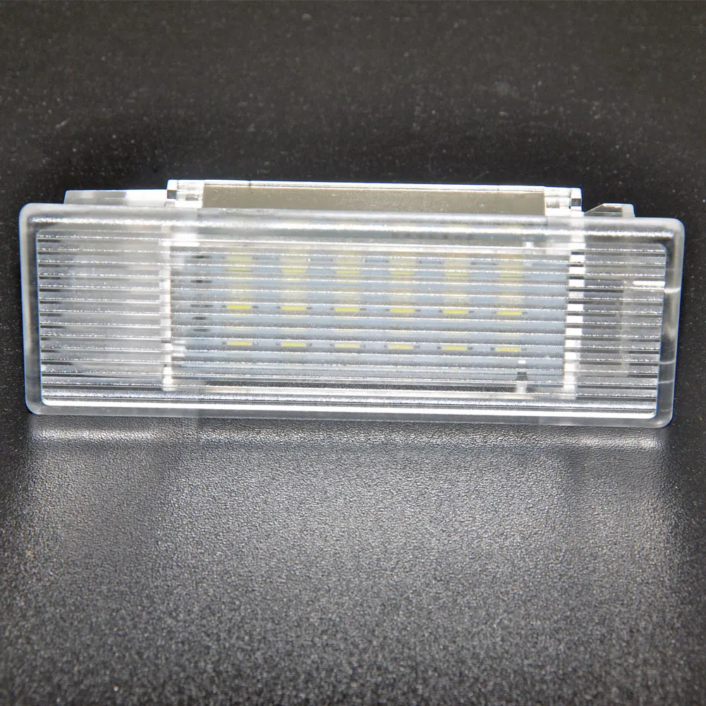 Суперъяркая Светодиодная лампа 18 SMD для багажного отделения светильник BMW F10 F20 F30