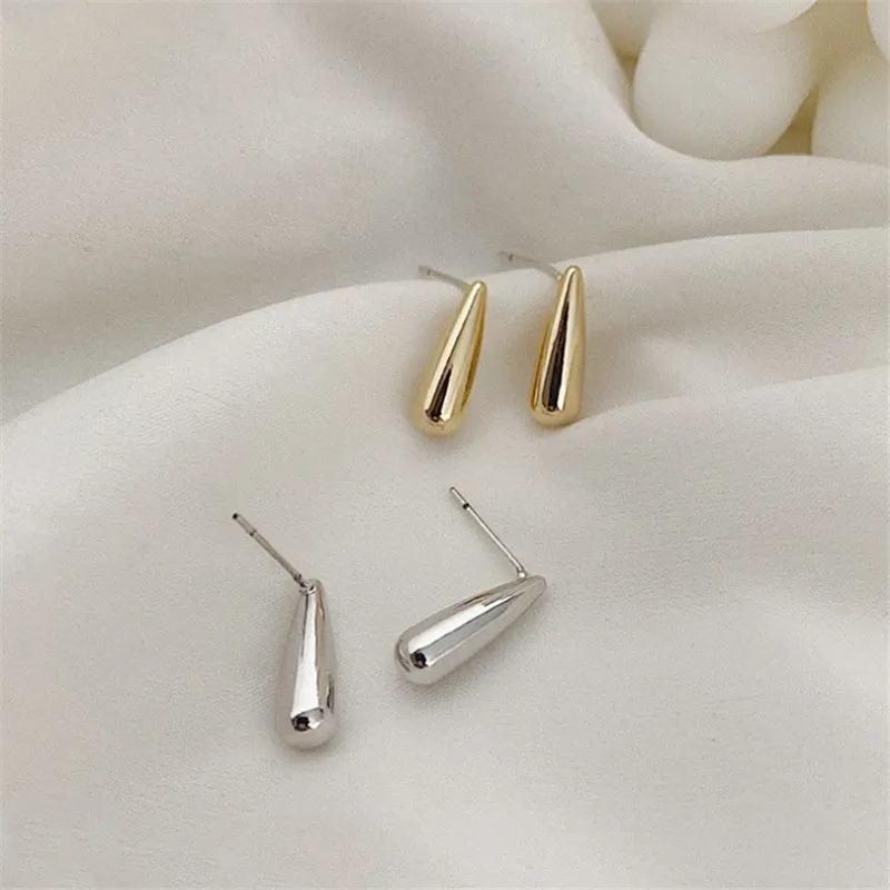 

Girls 925 Silver Trendy Cold Wind Water-Drop Fashion Earrings Minimalist Women Anti Allergy Art Fresh Styilsh Cute Stud Earrings