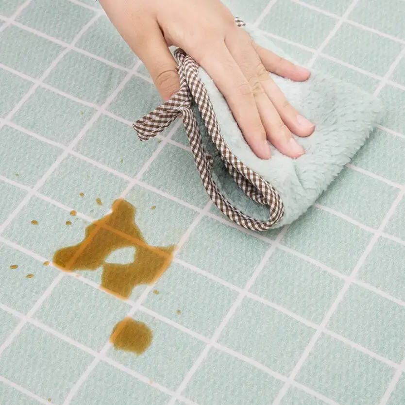 Пластиковая прямоугольная скатерть из ПВХ с рисунком в клетку водонепроницаемая