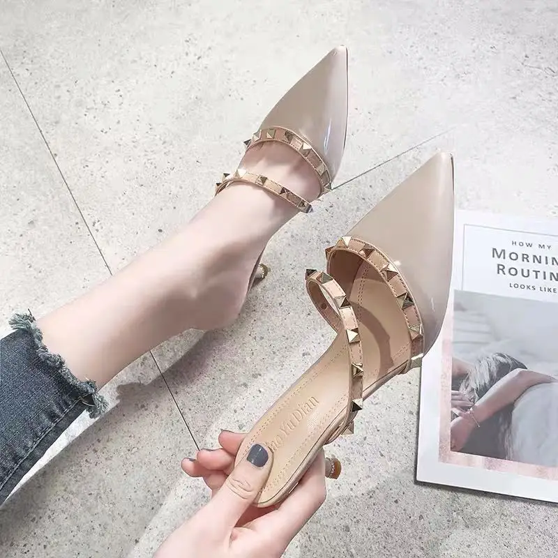 Женские остроносые шлепанцы новинка весны и лета 2020 босоножки на высоком тонком