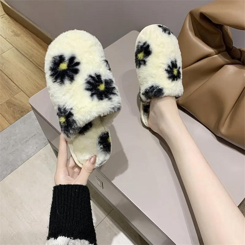 

New Winter Women's Cute Cozy Fur Memory Foam Slippers Indoor Bedroom Plush Warm Soft Lining Comfortable Skin-Friendly Flowers