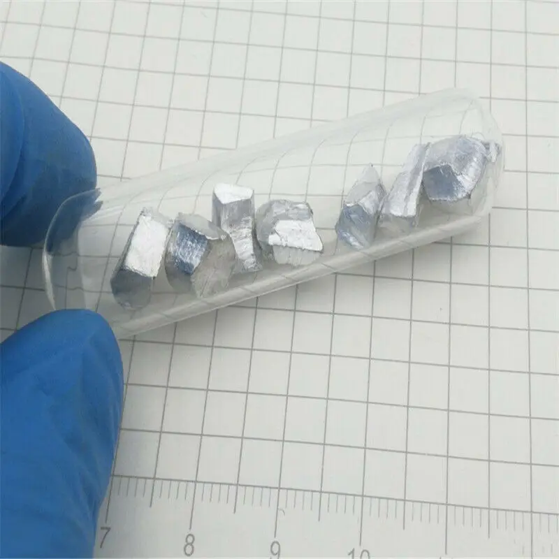 

99,995% Indium Metal Crystal in Ampoule - Pure element 49 sample