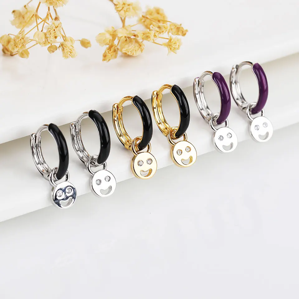 

SANKS Simple Enamel Circle Smile Face Pendiente Earrings for Women Gift Trendy Hoop Earrings Various Ways of Wearing Accessories