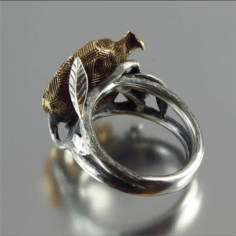 Женское Винтажное кольцо с гранатом темно-красное обручальное массивное из