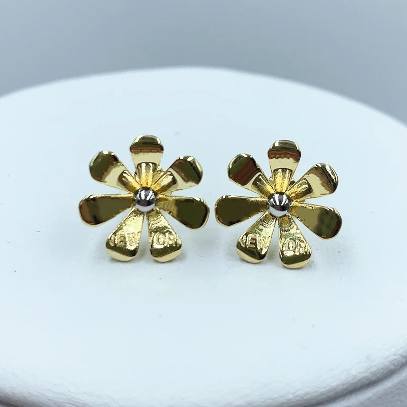 

1:1 925 sterling silver high quality daisy European and American style earrings women's logo original jewelry Valentine's Day gi