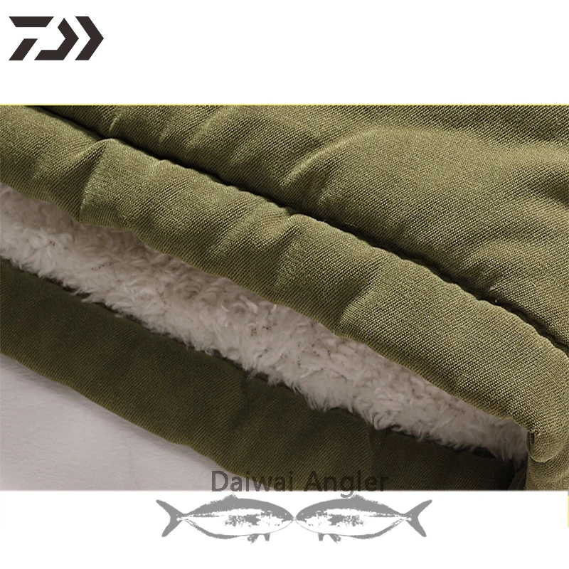 Daiwa Thick Cotton Fishing Jacket Men Windproof Thermal Hiking Fish Clothes Print Hooded Zipper Camping Outdoor Clothing
