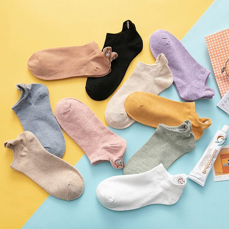 

Embroidery Harajuku Kawaii Cat Cotton Women Socks Boat Colorful Female Shallow Mouth Short Heel Socks Ankle Sock For Girls Daily