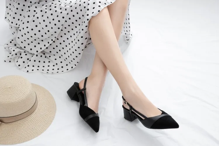 Сандалии с заостренным носком Европейская и американская повседневная женская