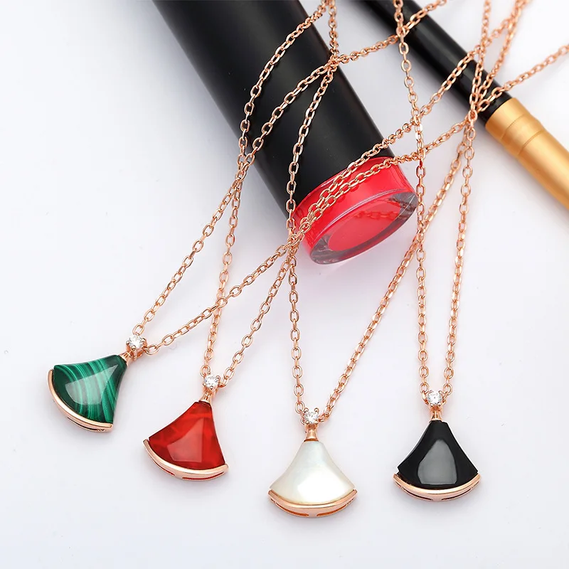

New Real S925 Material White Seashell Skirt Sector Female Fashion Jewelry Necklace Pendant Chain Fashion Accessories Jewel Women