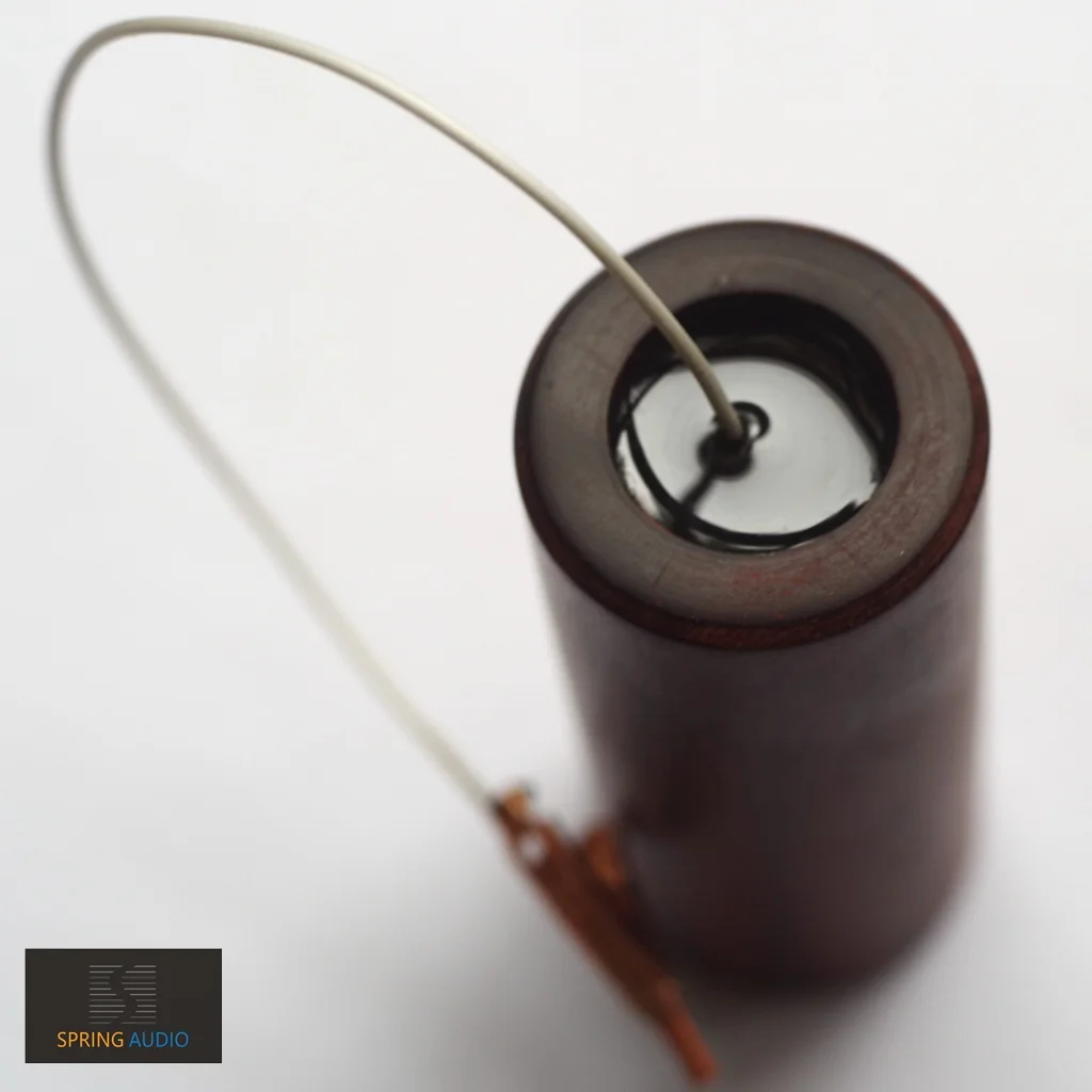 Электронное черное отверстие устранение стерео статического электричества