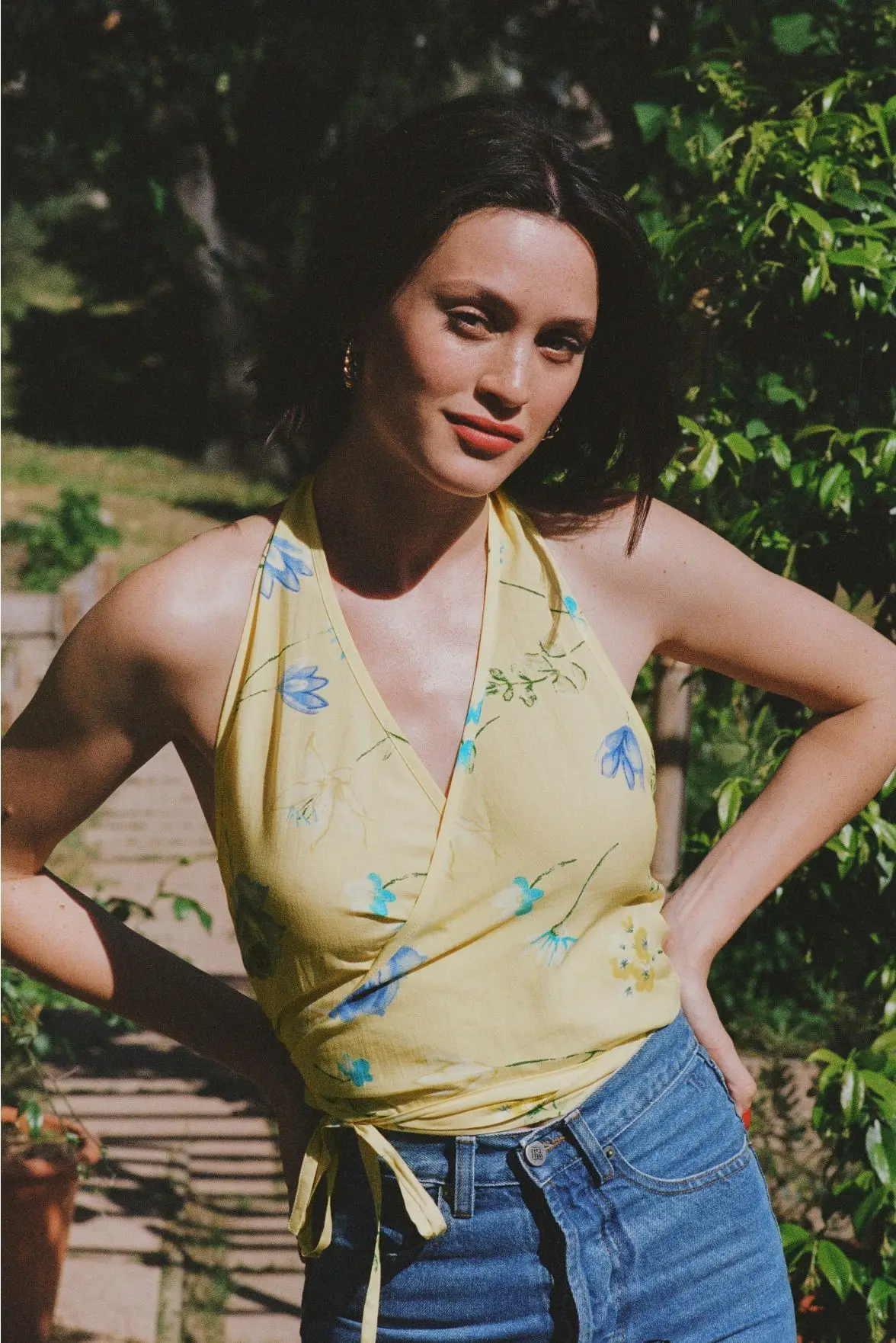 

Женский топ с V-образным вырезом, весна-лето 2021