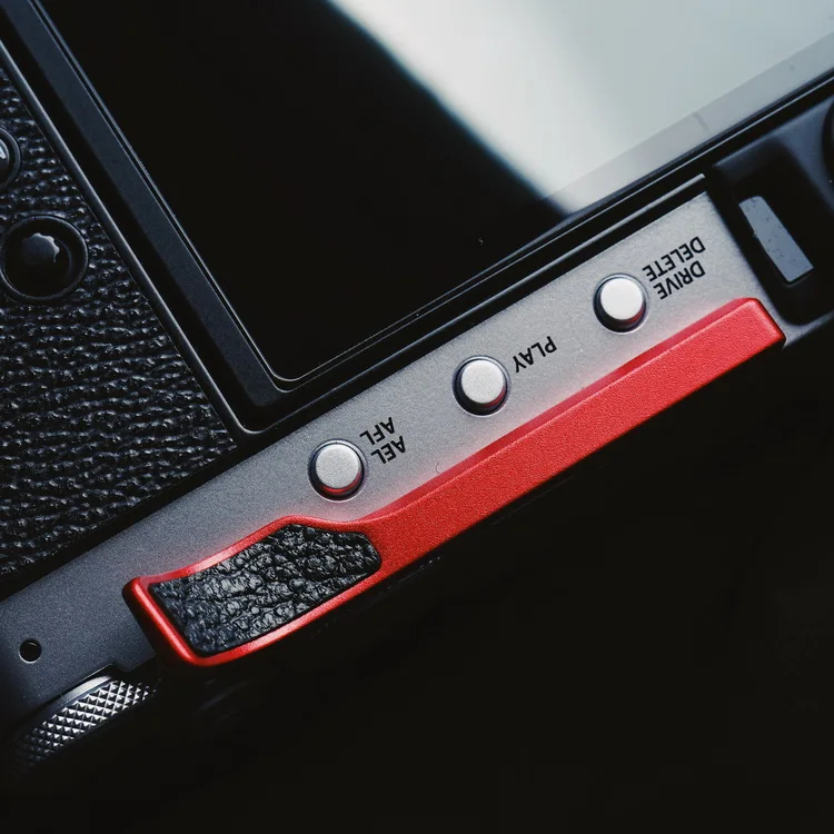 

Fuji XE4 Hot Shoe Cover Aluminum Metal Thumb Rest Grip For Fujifilm X-E4 XE4 With Genuine Leather Sticker