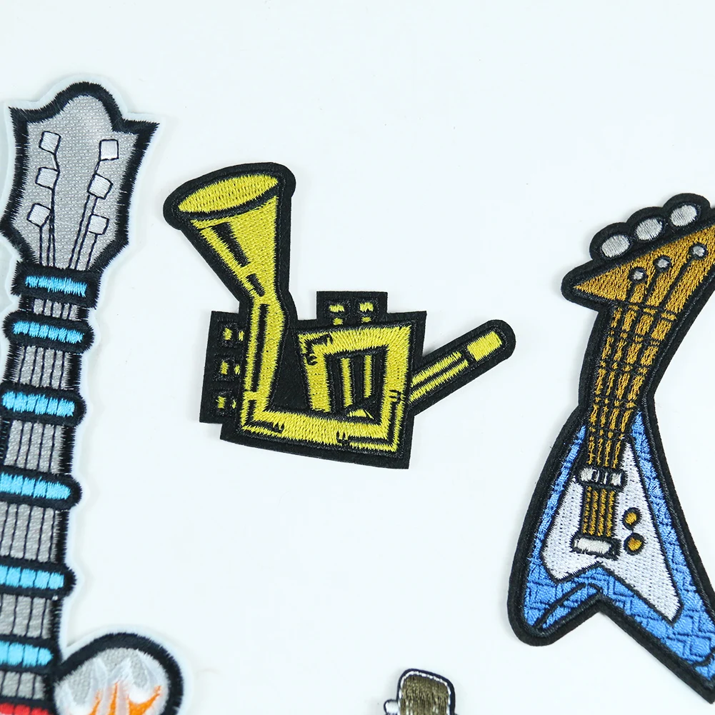 Новый Рок Музыка Гитара вышитые наушники нашивки Утюг на шитье аппликация патч