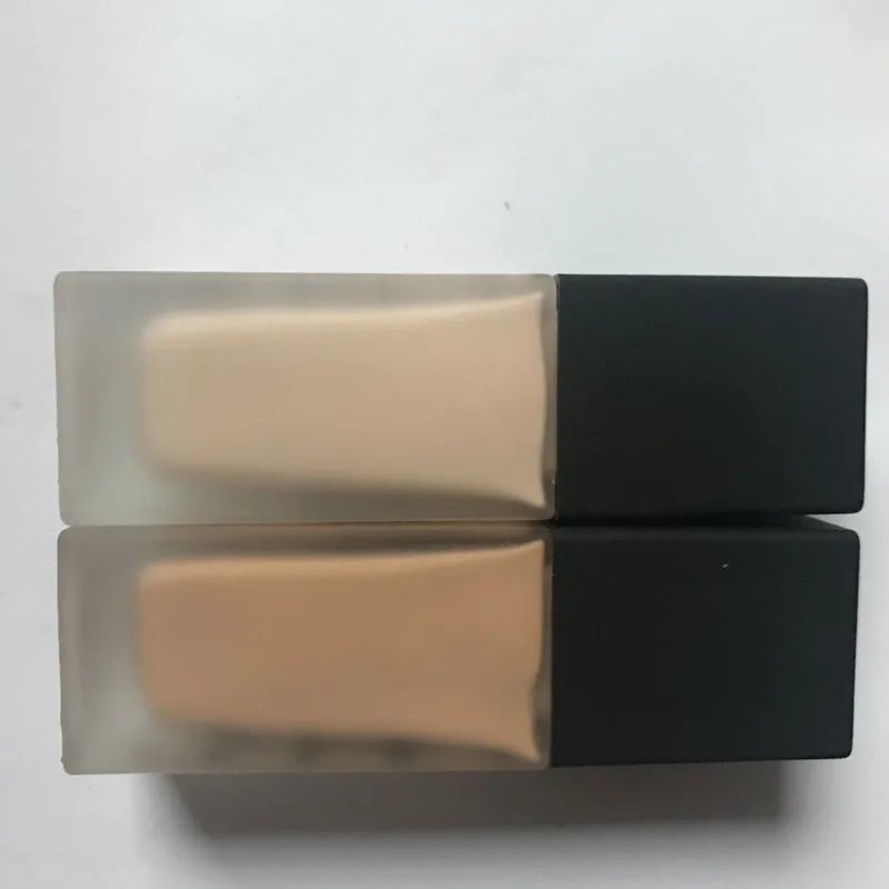 Лидер продаж 2020 хорошая основа для макияжа светящаяся невесомая на весь день #1 #4