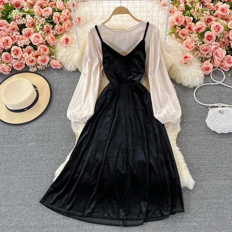

Dresses