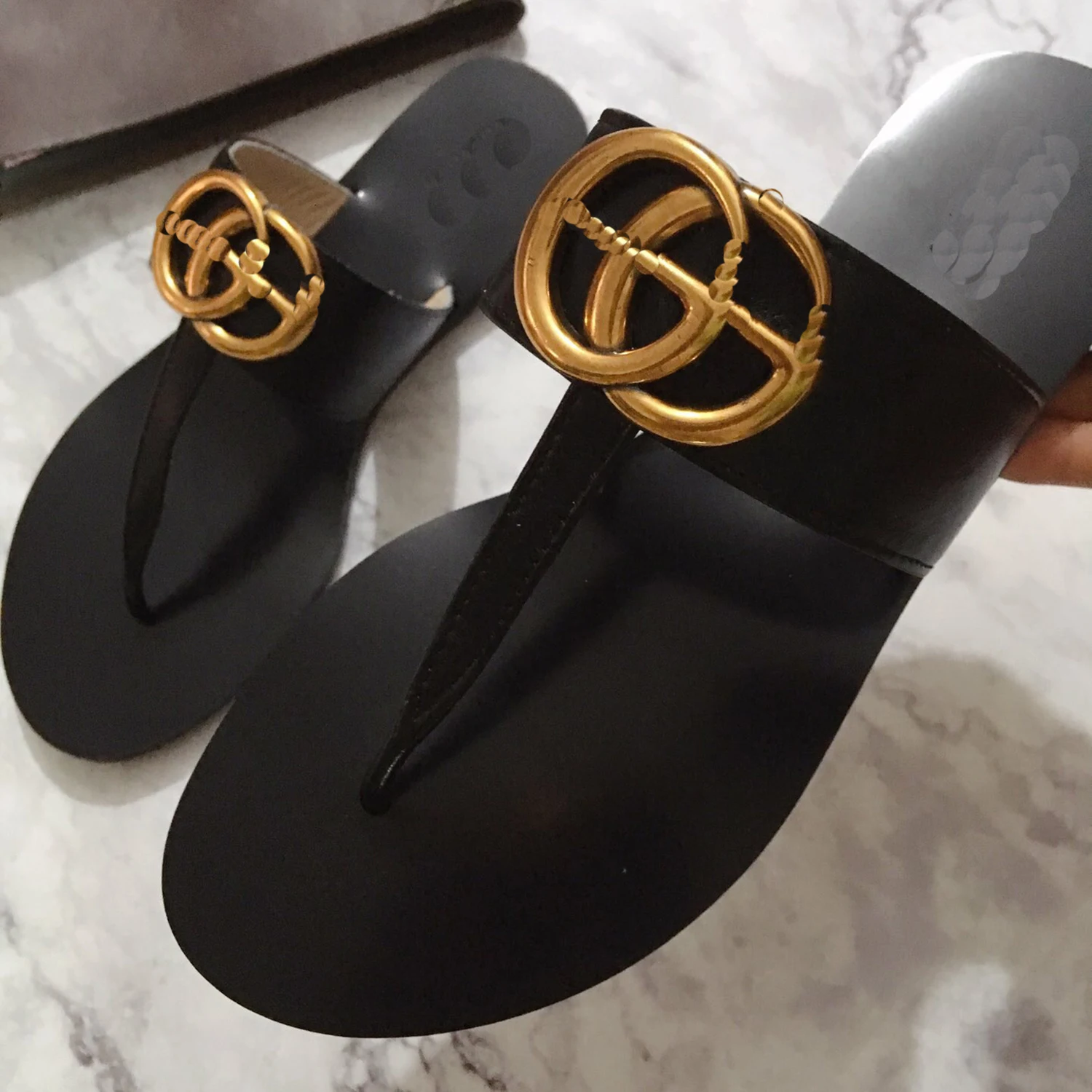 

Luxury Designer Brand Slippers High Quality women Sandals Fashion Brand Flat Shoes flip-flops Ladies Slippers vacation slippers