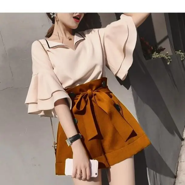 Traje de dos piezas de estilo fino para mujer, pantalones cortos a la moda, temperamento, novedad de verano 2021