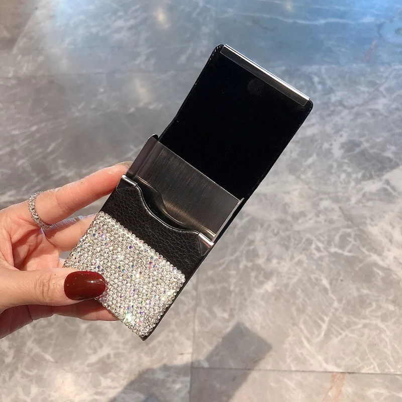 

Creative Crystal Diamonds Cigarette Case Thin Metal Anti-pressure Portable Leather Fashion Smoking Storage Box Women Gifts