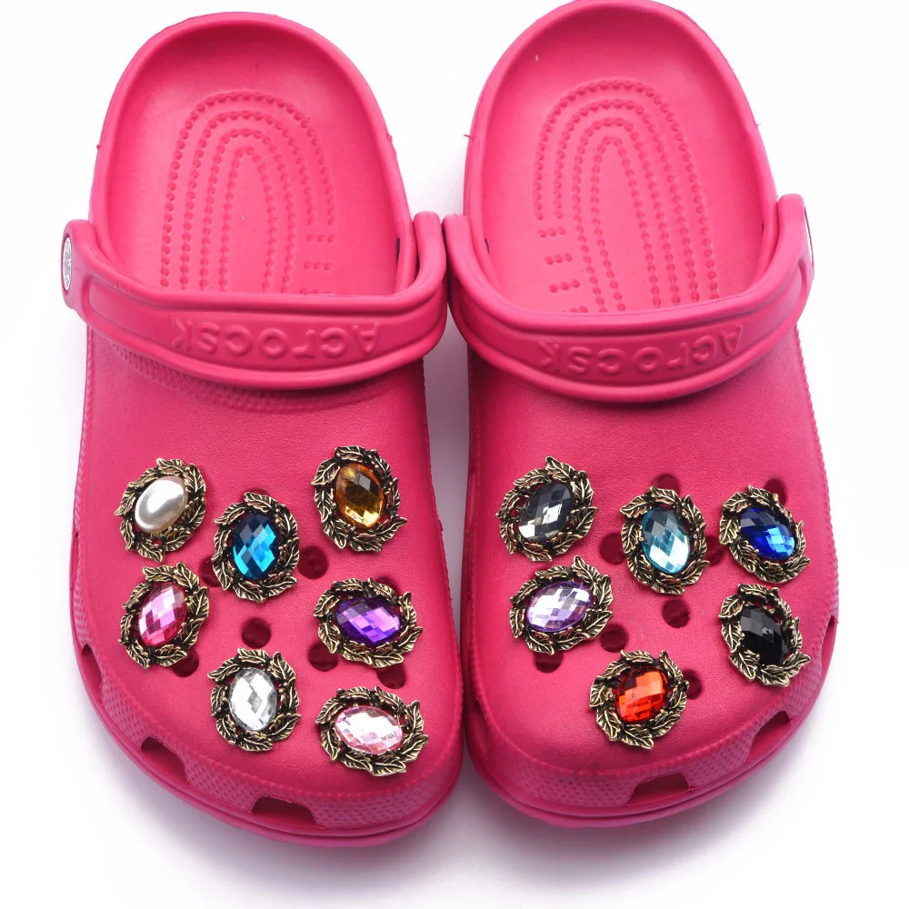 

1 Pcs Rhinestone Croc Shoes Charms Shinny Diamonds Clog Shoes Charm Colorful Kids Birthday Gift Decorations Bracelet Accessories