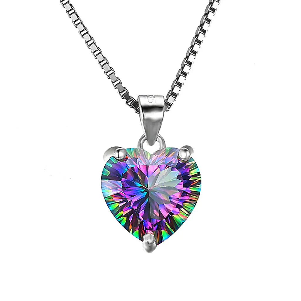 

Women's Antique Color Love Heart Crystal Inlaid Zircon Pendant Clavicle Chain Banquet Charming Shiny Jewelry