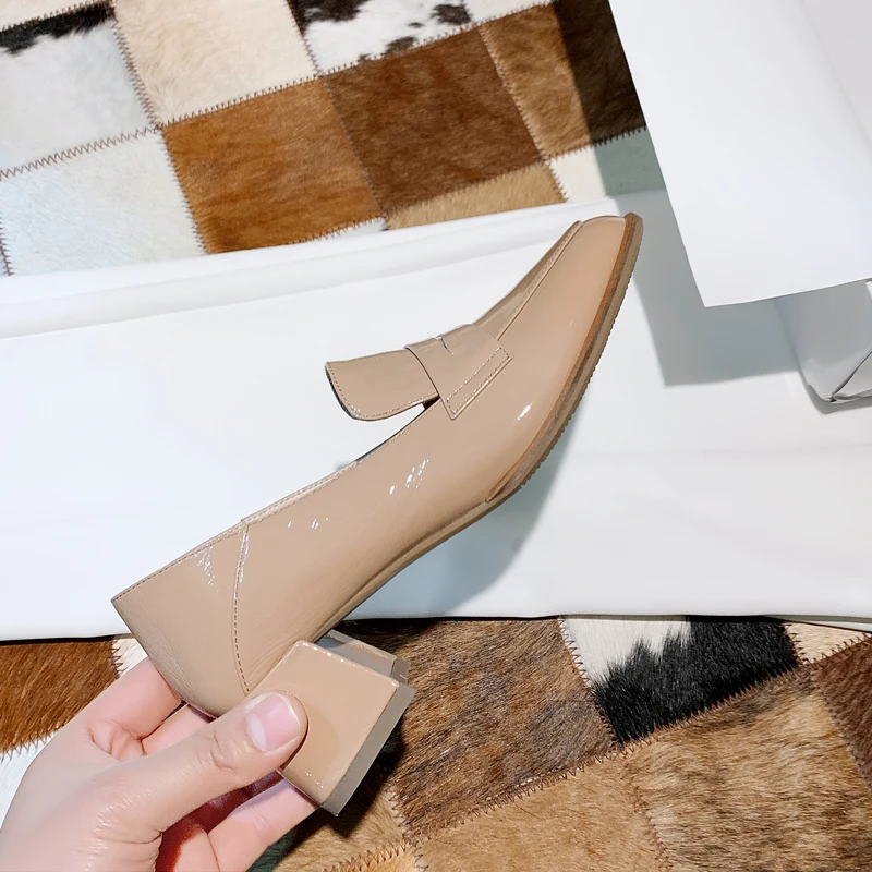 

Туфли женские на высоком каблуке, повседневная обувь на платформе, с вырезами, пряжкой, круглым носком, цепочкой и толстым каблуком, модные