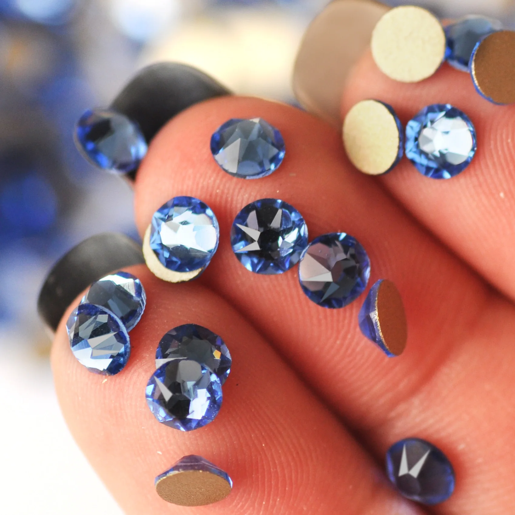 Light Sapphire Новинка 2088 стразы, не исправление, 8 больших, 8 маленьких, сделай сам, стразы с кристаллами, на плоской задней части, стразы для одежды, украшения для ногтей - Цвет: Light Sapphire