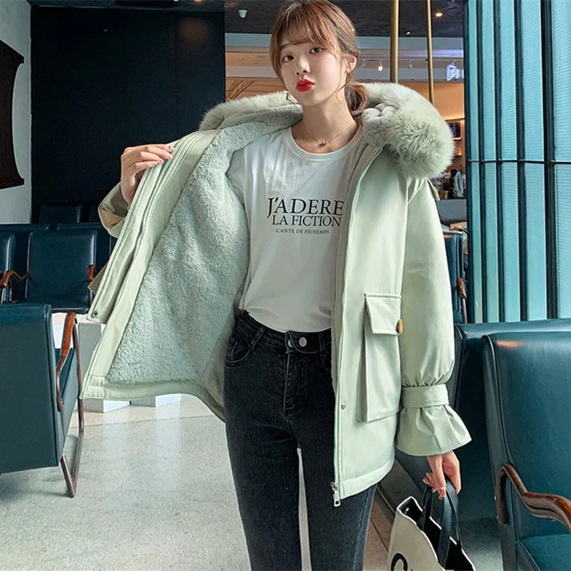 Короткая Парка женская зимняя стеганая куртка утепленная подкладка теплые