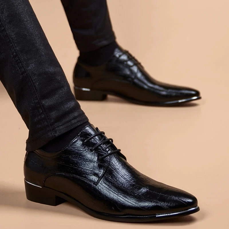 

Business Dress Men Shoes Classic Formal Leather Shoes Men Breathable Black Office Wedding Shoes Flats Pointed Toe Oxford Shoes