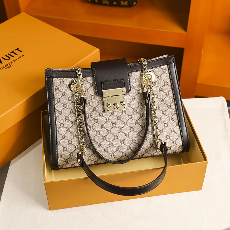 

Hong Kong small bag 2021 new tote bag leather large capacity foreign style fashion versatile one shoulder chain women's bag