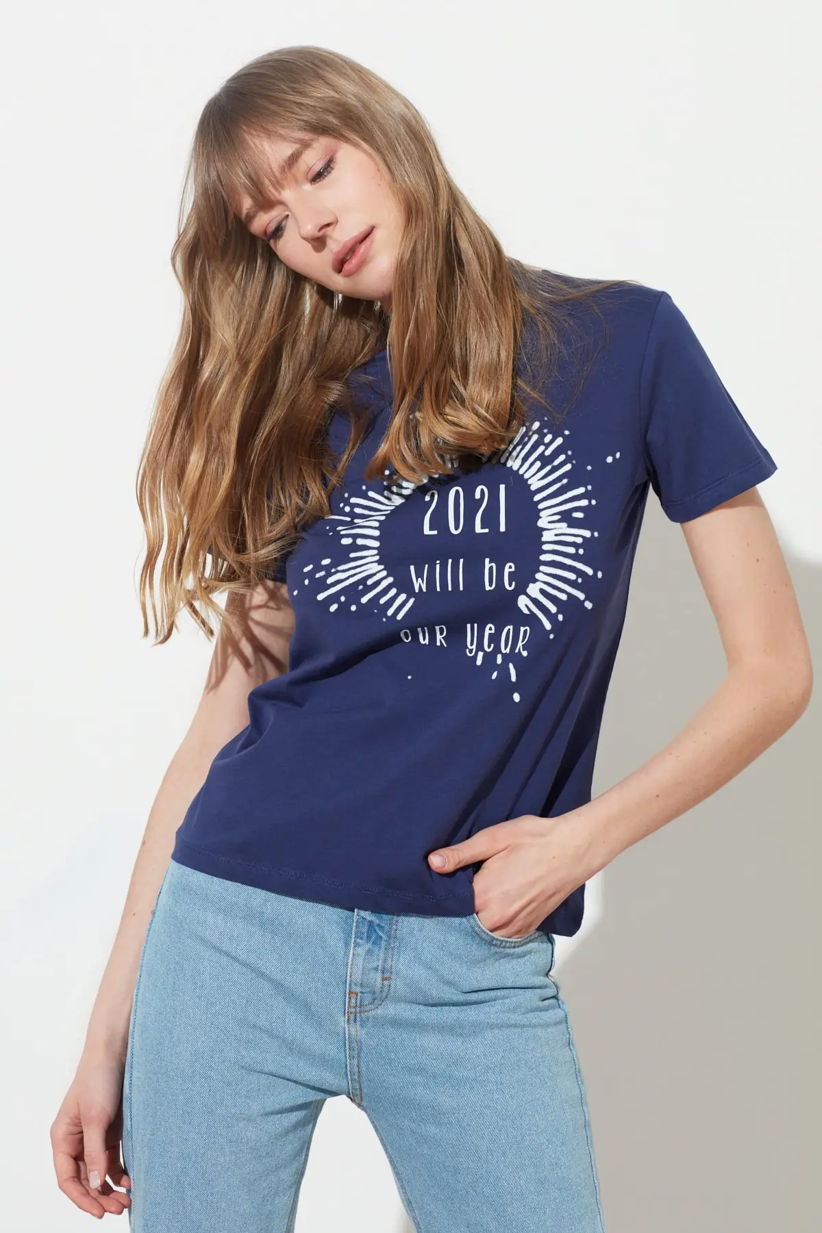 

Trendyol Printed Sheer Neckline Knitted T-Shirt TWOSS21TS0622