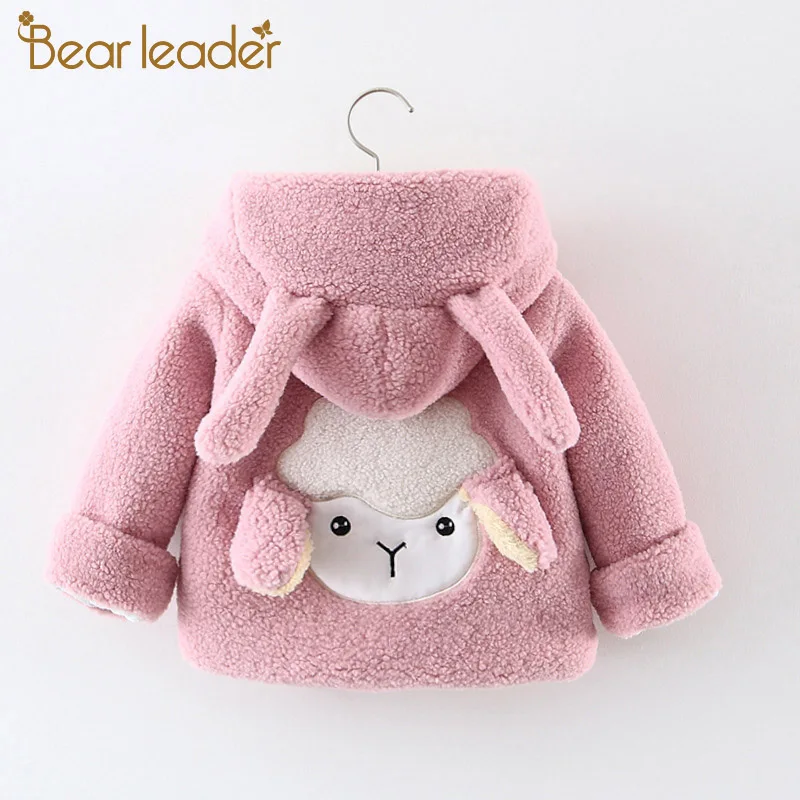 Bear Leader/пальто для маленьких девочек; Новая модная куртка для маленьких девочек с рисунком овечки; детский наряд с капюшоном; зимняя детская куртка; верхняя одежда