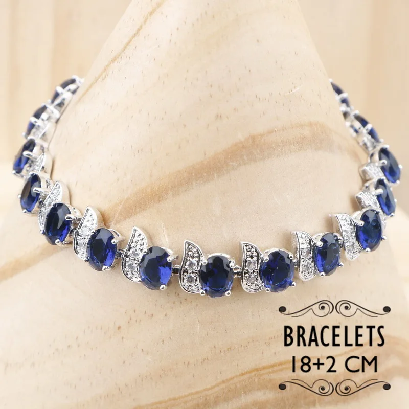 Женский ювелирный комплект из колье и серёг серебристого цвета | Украшения