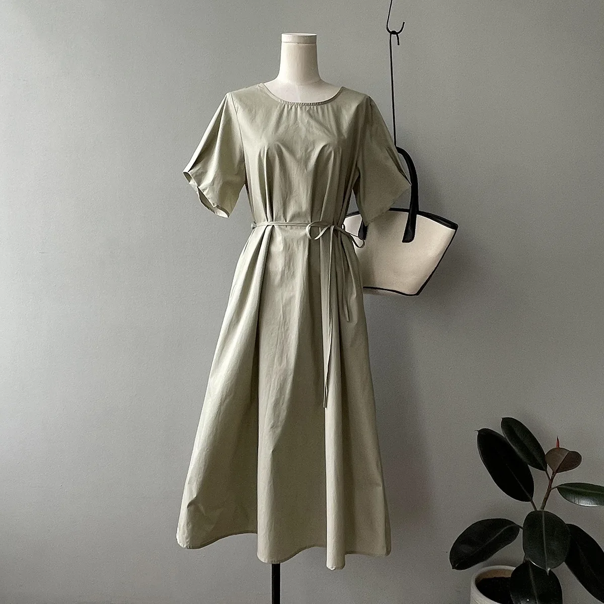 

Женское Хлопковое платье на шнуровке, повседневное Свободное длинное платье-трапеция с круглым вырезом, винтажное однотонное платье в стил...