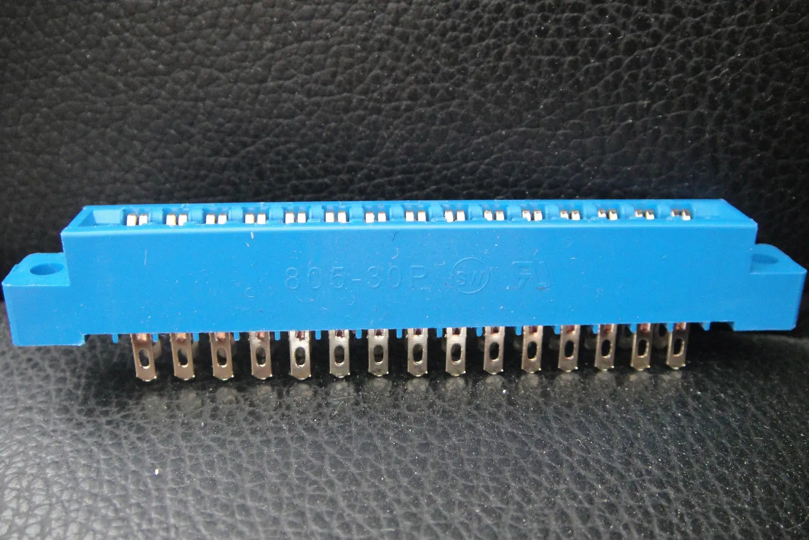 1x коннектор для кромки карты 2x15 рядов 30 контактов 3,96 мм Шаг 805 гнездо для пайки