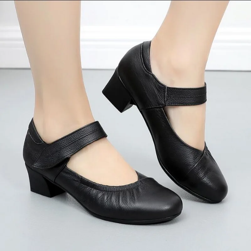 Genuine Leather Slip On Shoes Comfortable Walking Shoes Woman Casual Shoes Woman Soft Sole Black Work Shoes
