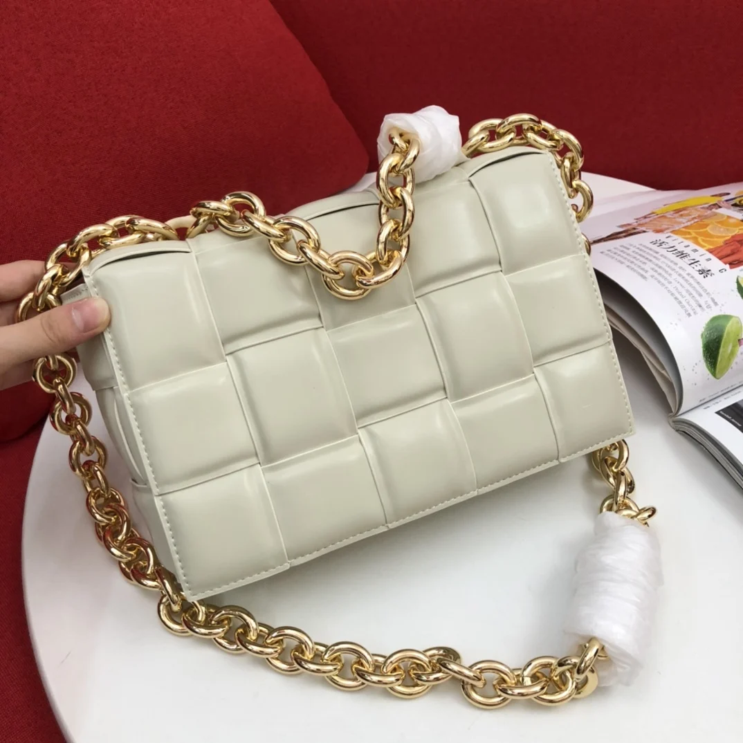 

2020 Fashion Weave Plaid Crossbody Bags Luxury Brand Designer Style Cowhide Leather Women Handbag Chain Flap Messenger Sac A