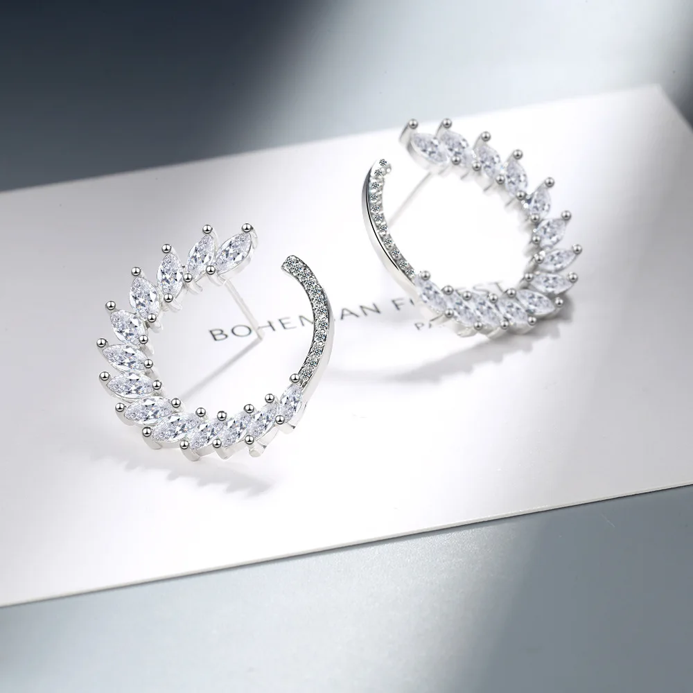 

Women Fashion 925 Silver Clear Oval CZ Round Stud Earrings for Girls Female Ear Studs Party Earrings Jewelry orecchini