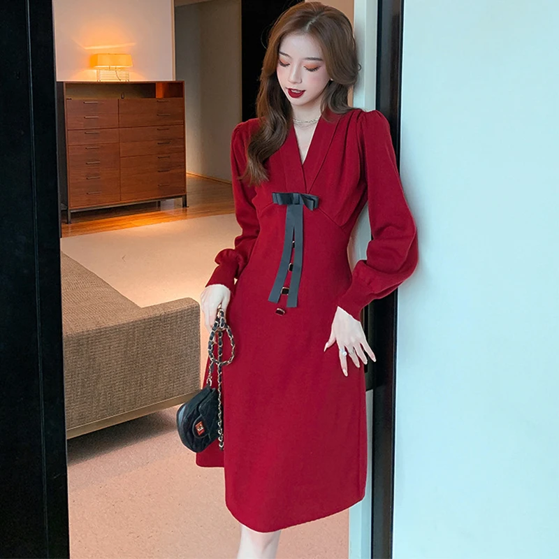 

Fashion Women Retro V-Neck Lantern Sleeve Midi Party Dress Elegant Streetwear Sweater Sweet Bow Cute Solid Knitted Female Dress