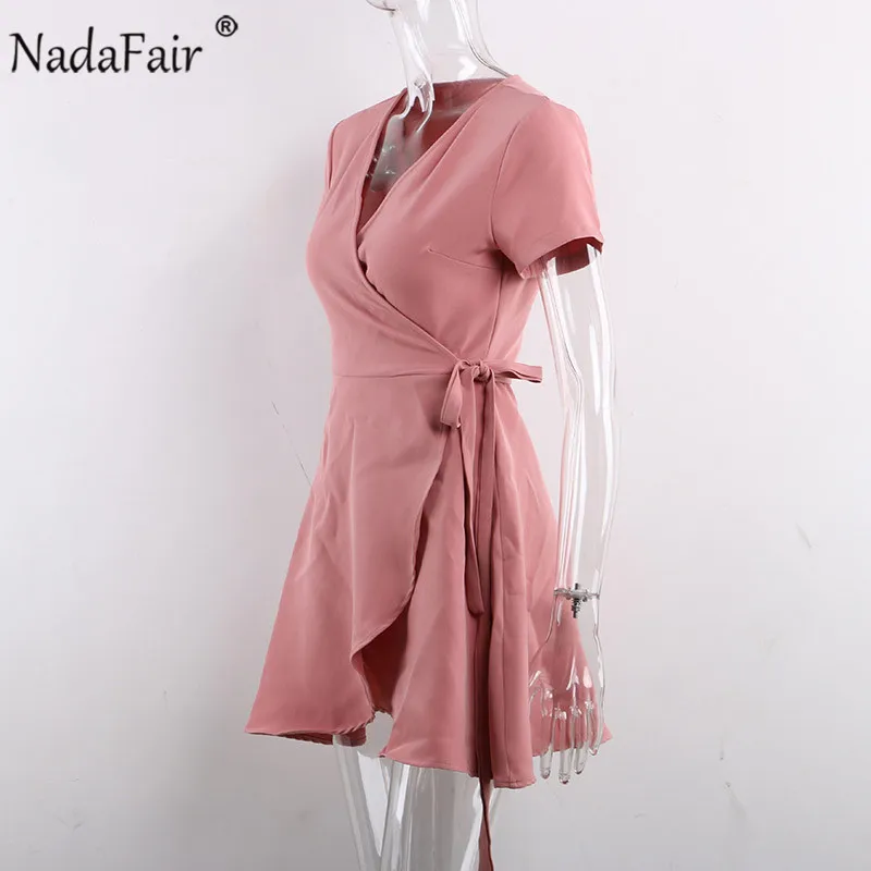Женское мини платье с оборками Nadafair розовое повседневное короткое