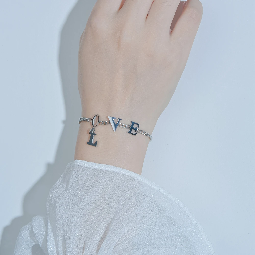 

Sifisrri Love Bracelet Stainless Steel Independent Letter Link Chains Unisex Wrist For Women Valentine's Day Jewelry Gift