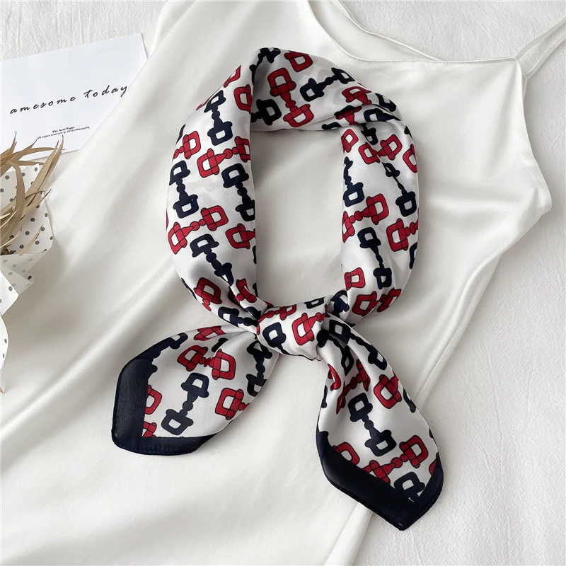 

2021 Silk Satin Square Scarf Women Print Hijab Neck Tie Hand Bag Wrist Head Kerchief Ladies Foulard Shawl Hair Bandana 70*70cm