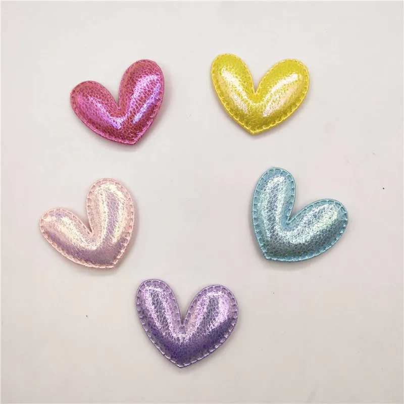 40 шт./лот искусственная кожа в форме сердца Мягкая аппликация для украшения