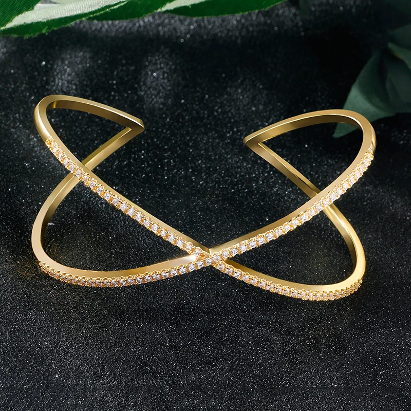 

RAKOL Vintage Elegant Women Cuff Bracelets Fashion Cute Bangles Female Natural Jewelry Gifts for Anniversary FSBP2197