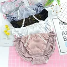 Женское сексуальное молочное шелковое шифоновое нижнее белье с украшением из жемчуга, дышащие мягкие женские трусики в стиле ретро с цветочными оборками, Симпатичные трусики