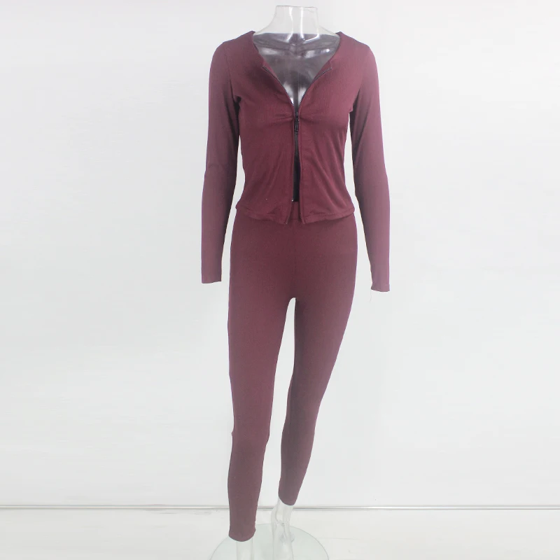 Комплект летней одежды из двух предметов: укороченный Топ с длинным рукавом и