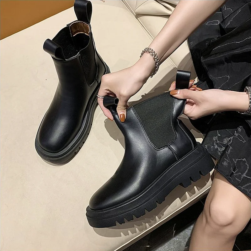 

Fashion Luxury Chelsea Boots Women Winter Chunky Platform Shoes Woman Ankle Boots Non-slip Low Heels Boots Female Black Booties