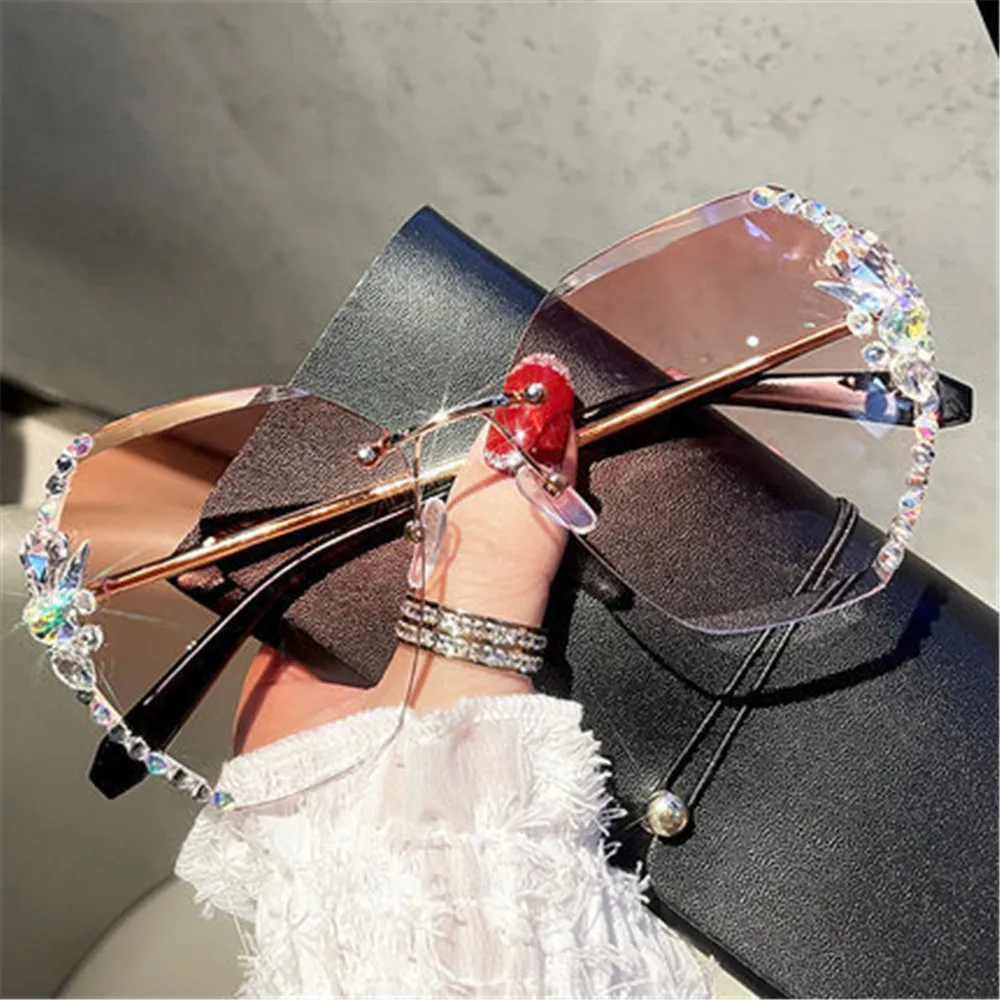 

Fashion Luxury Vintage Rimless Rhinestone Sunglasses Women Men 2022 New Gradient Lens Sun Glasses Shades for Female Dropshipping