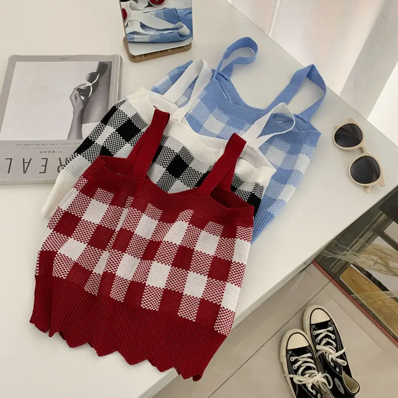 Женский трикотажный топ без рукавов с V-образным вырезом | Женская одежда