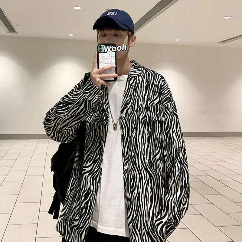 

Korean Version of The Trend of Zebra Print Shirt Men's Summer Hong Kong Style Harajuku Long-sleeved Shirt Loose Handsome Jacket